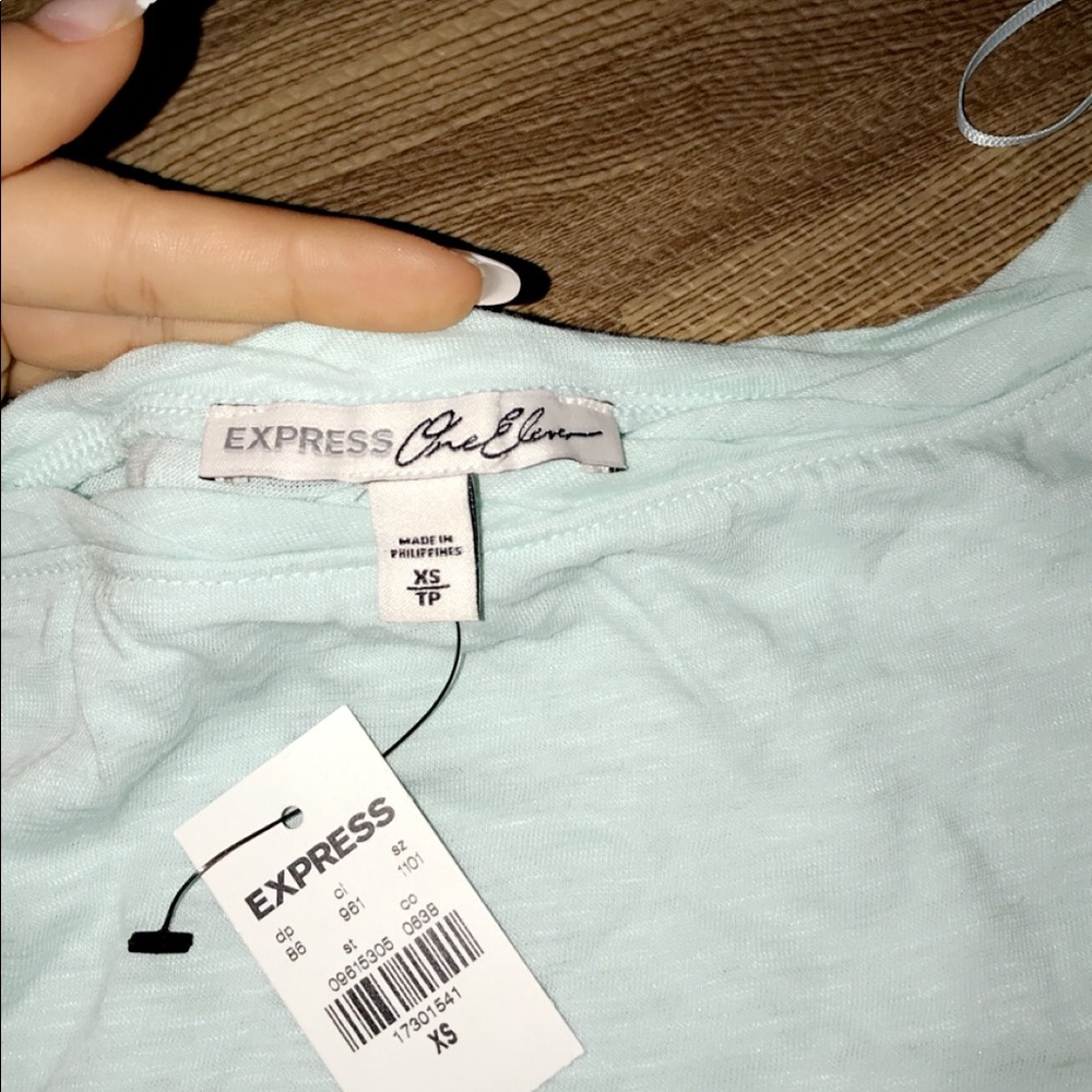 EXPRESS Comfortable light green blouse